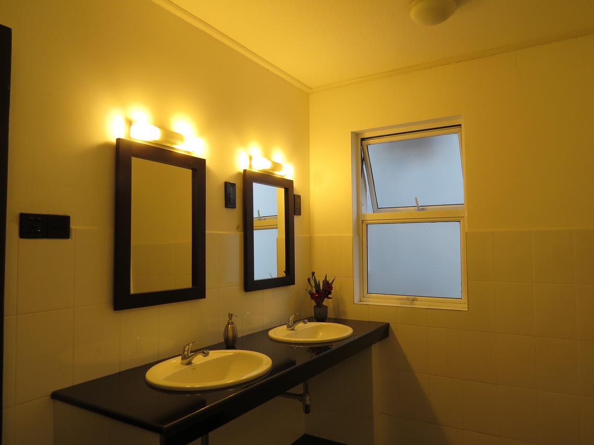 Chapelton House Bed & Breakfast โคลอมโบ ภายนอก รูปภาพ