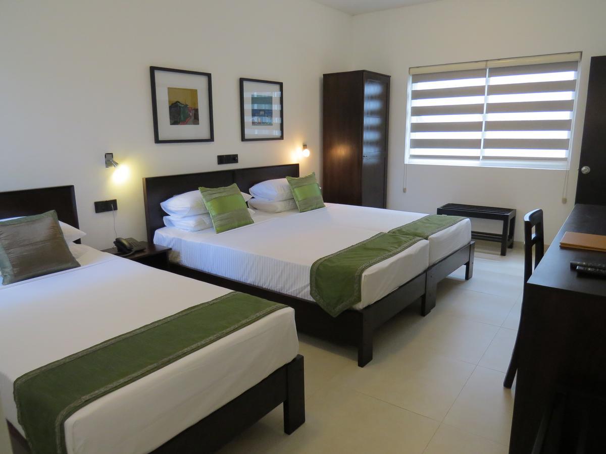 Chapelton House Bed & Breakfast โคลอมโบ ภายนอก รูปภาพ