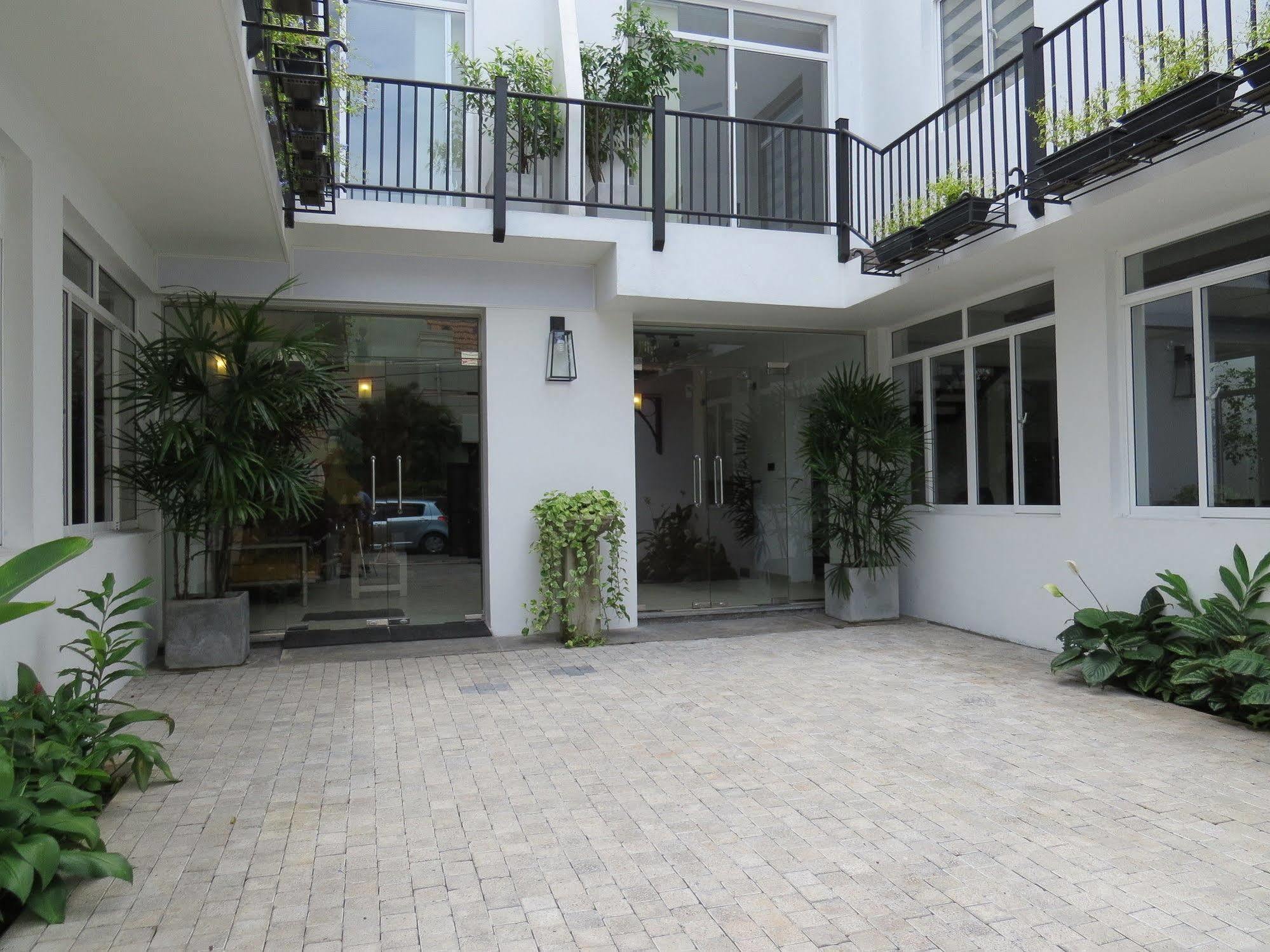 Chapelton House Bed & Breakfast โคลอมโบ ภายนอก รูปภาพ